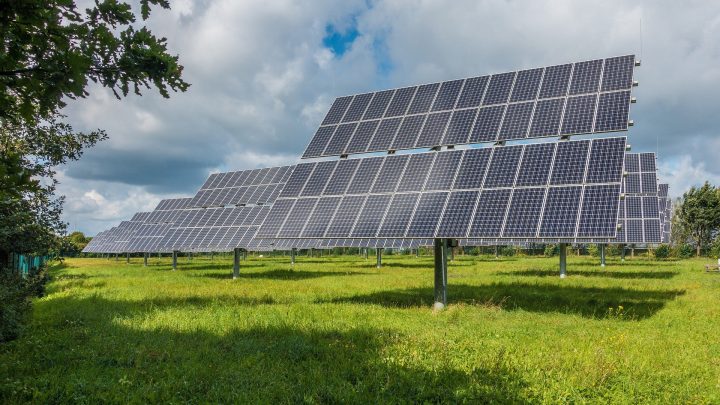 Indipendenza energetica: guardare al futuro con i generatori solari