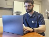assistente-tecnologico-start-up-tecnologia
